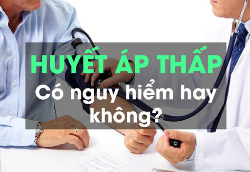 Hỗ trợ điều trị huyết áp thấp bằng massage bấm huyệt