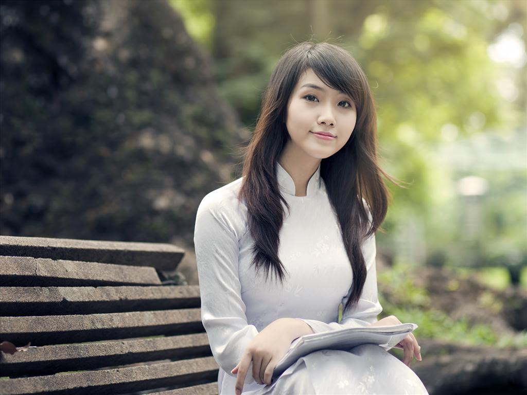Tình thầy trò gần nhau hơn với máy chạy bộ điện